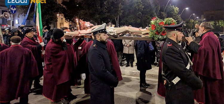 I riti della Settimana Santa: gli Altari della Reposizione e la Via Crucis di Cristo Casaboli