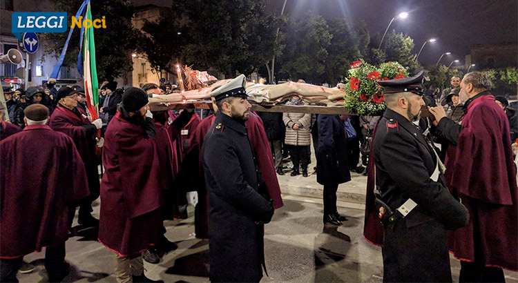 I riti della Settimana Santa: gli Altari della Reposizione e la Via Crucis di Cristo Casaboli