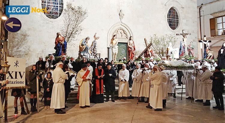La “Processione dei Misteri” apre ai riti della Settimana Santa La “Processione dei Misteri” apre ai riti della Settimana Santa