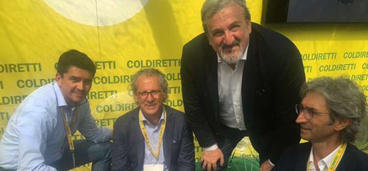 Villaggio Coldiretti: firmato accordo filiera latte “munto”