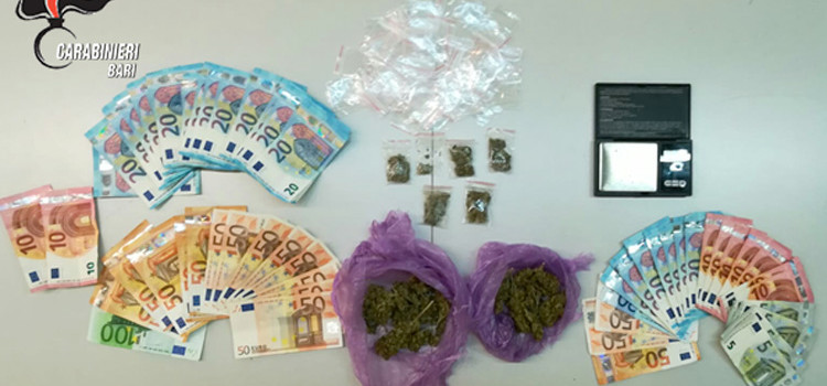 Spaccia droga tramite Instagram, arrestato minore