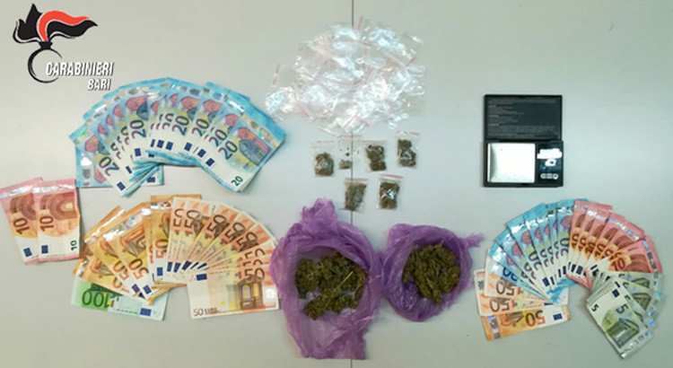 Spaccia droga tramite Instagram, arrestato minore Spaccia droga tramite Instagram, arrestato minore