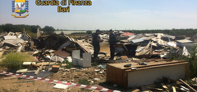 Scoperta e sequestrata discarica abusiva
