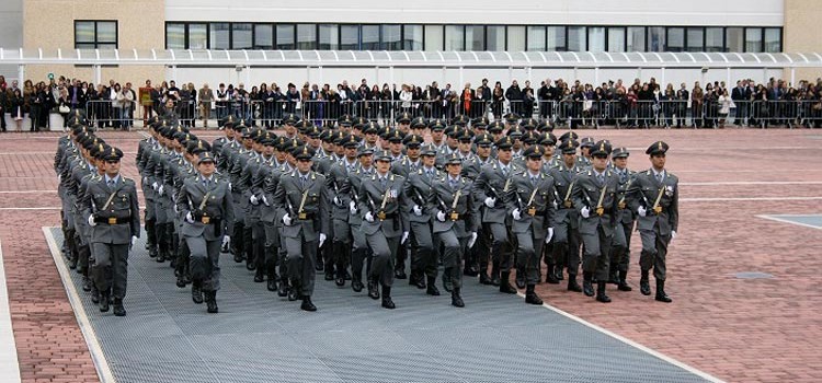 Guardia di Finanza: pubblicato il bando di concorso per il reclutamento di 380 allievi finanzieri Guardia di Finanza: pubblicato il bando di concorso per il reclutamento di 380 allievi finanzieri