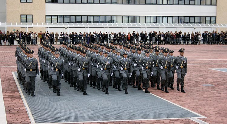 Guardia di Finanza: pubblicato il bando di concorso per il reclutamento di 380 allievi finanzieri