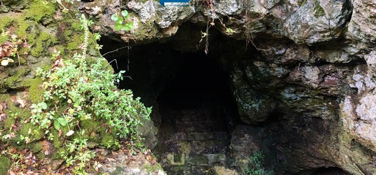 Visite guidate alla grotta della Madonna della Croce Visite guidate alla grotta della Madonna della Croce