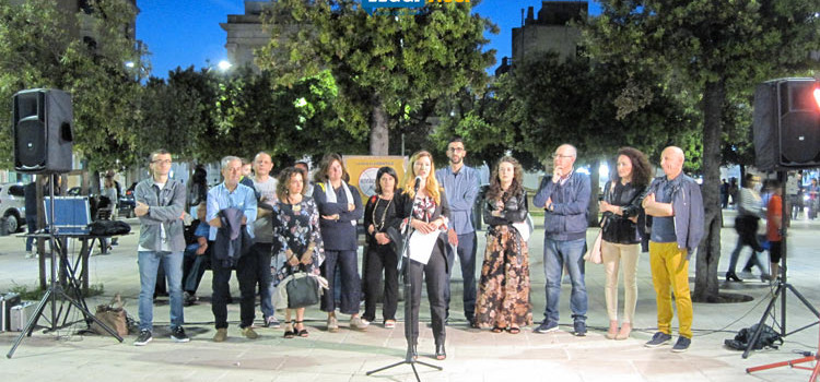 MovimentiAmo Noci inaugura i comizi di piazza: primo punto, la trasparenza MovimentiAmo Noci inaugura i comizi di piazza: primo punto, la trasparenza