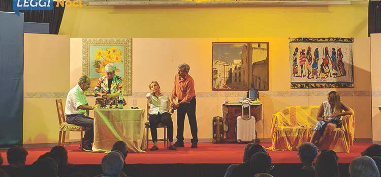 “Amore, amore! Con insufficienza di prove”, l’UTEN chiude l’11esimo Anno Accademico a teatro