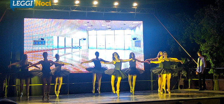 #fallinlove: l’amore adolescenziale messo in scena dagli allievi della Ballet School #fallinlove: l’amore adolescenziale messo in scena dagli allievi della Ballet School