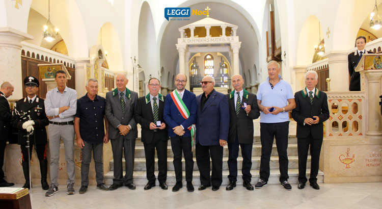 I Cc Forestali omaggiano San Giovanni Gualberto, encomi per i congedati