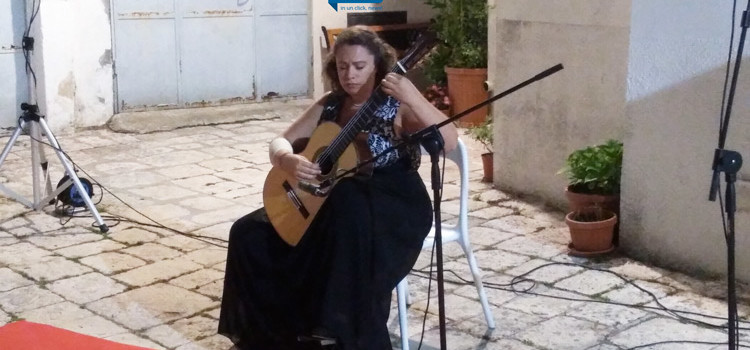 La chitarra romantica di Federica Canta