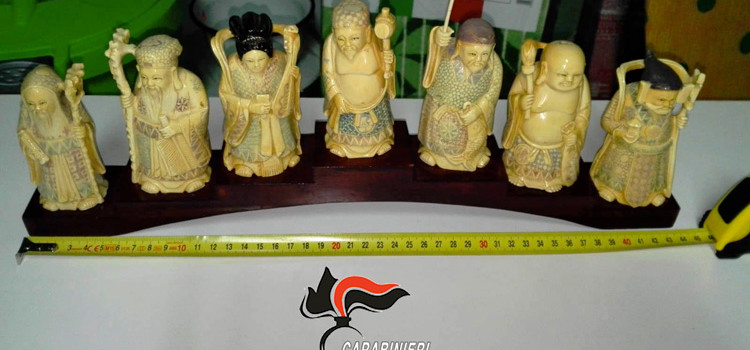 Il CITES sequestra 22 manufatti in avorio, erano in vendita sul web