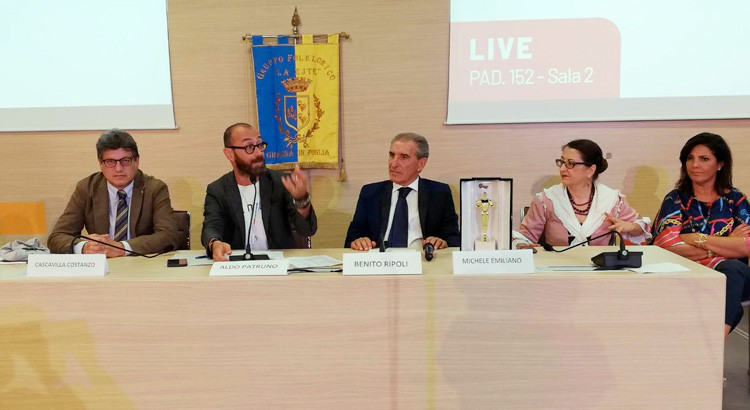 Firmato protocollo Regione-FITP per la diffusione del patrimonio culturale e folkloristico Firmato protocollo Regione-FITP per la diffusione del patrimonio culturale e folkloristico