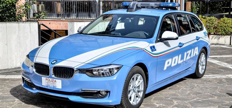 Funerale con documenti irregolari, Polstrada sequestra carro funebre