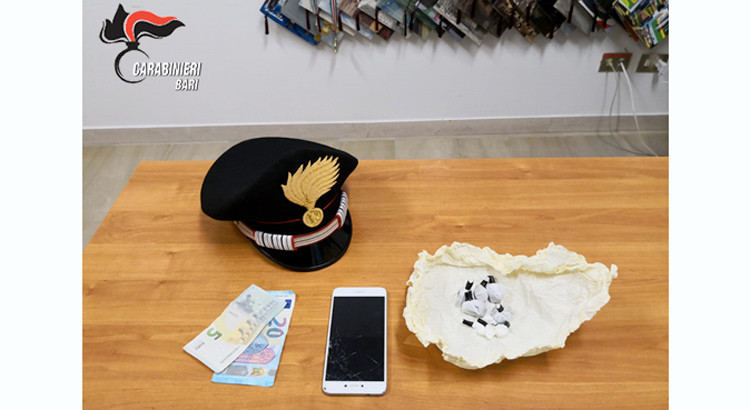 Droga a San Pietro Piturno, giovane pusher agli arresti domiciliari