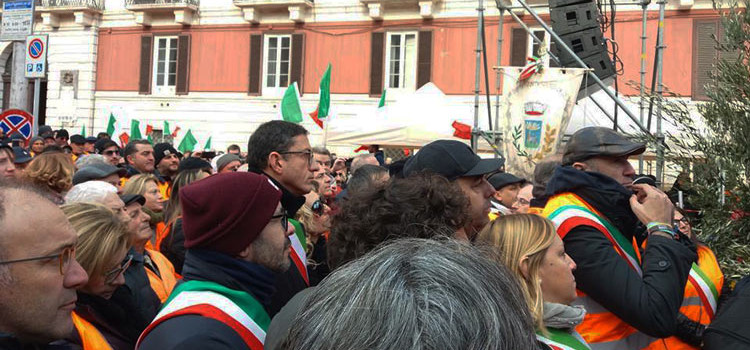 Corteo degli agricoltori a Bari