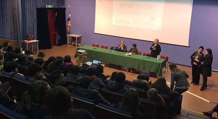 Le parole fanno più male delle botte Le parole fanno più male delle botte