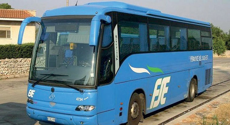 Autobus Sud-Est: ridefiniti itinerari e fermate