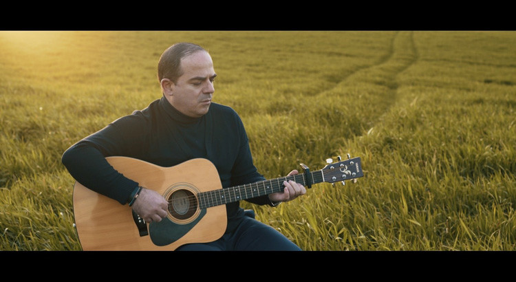 Per continuare a volare: il primo singolo di Michele Pettinato Per continuare a volare: il primo singolo di Michele Pettinato