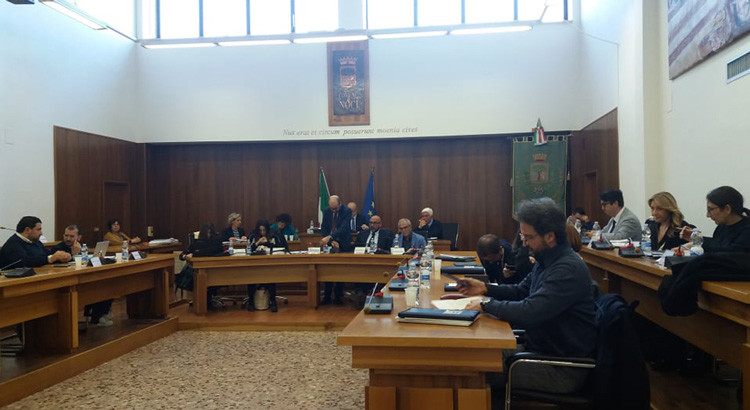 Passano i tre punti all’ordine del giorno del Consiglio Comunale