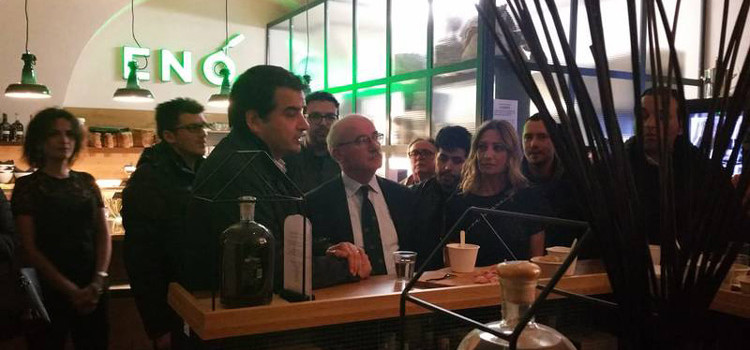 Liuzzi e Fitto, le elezioni europee a calici di bollicine pregiate