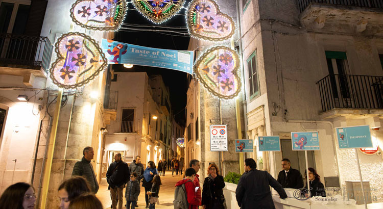 Taste of Noci: la festa del gusto continua sabato sera 25 maggio Taste of Noci: la festa del gusto continua sabato sera 25 maggio