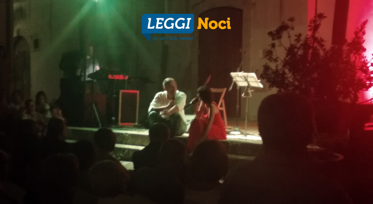 Patrizia Laquidara: presentato il suo nuovo libro, tra note musicali e racconti biografici