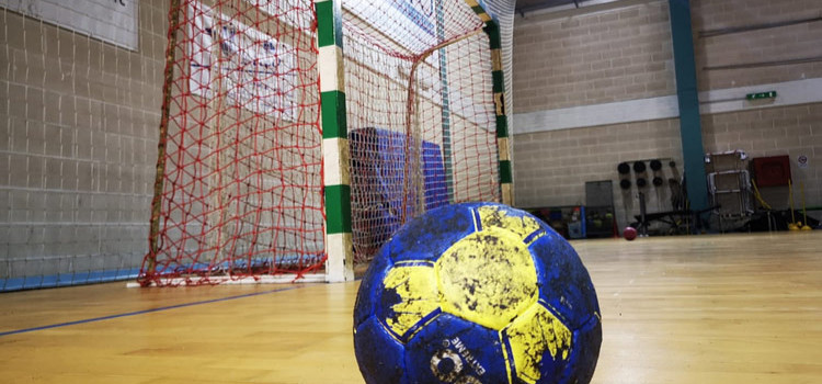 Zero Glu Noci Pallamano si arrende al Benevento Zero Glu Noci Pallamano si arrende al Benevento