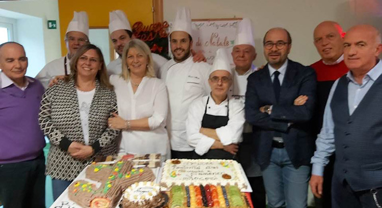 Pranzo sociale alla casa di riposo ASP “A.M. Sgobba” Pranzo sociale alla casa di riposo ASP “A.M. Sgobba”