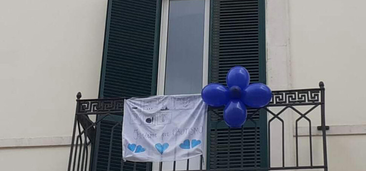 2 aprile, Giornata mondiale dell’autismo: il virtuale abbraccio blu di Zoe 2 aprile, Giornata mondiale dell’autismo: il virtuale abbraccio blu di Zoe