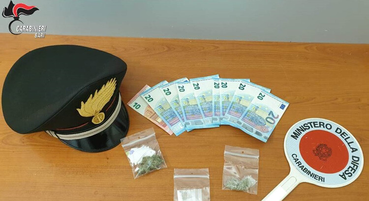 Turi: arrestati dai carabinieri per spaccio di droga