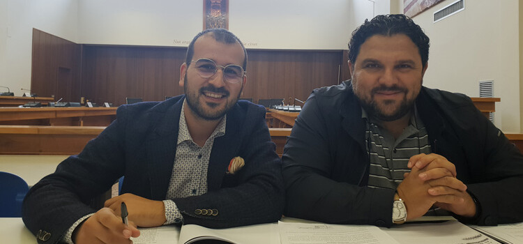 Ufficio Anagrafe Sanitario chiuso: Noci Officina Civica non ci sta!