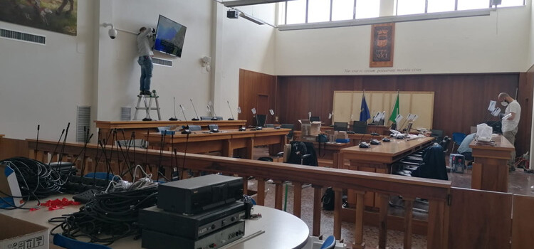 Un nuovo sistema digitale multimediale per l’Aula Consiliare
