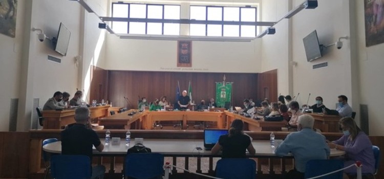 Il Consiglio comunale approva il Rendiconto di gestione 2020 e la cittadinanza onoraria alla Sen. Segre Il Consiglio comunale approva il Rendiconto di gestione 2020 e la cittadinanza onoraria alla Sen. Segre