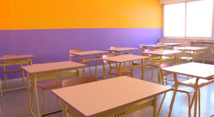 Si torna a scuola con mascherine FFP2 e screening programmato