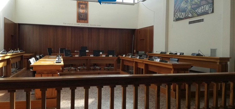 Ritorna a riuniursi il consiglio comunale Ritorna a riuniursi il consiglio comunale