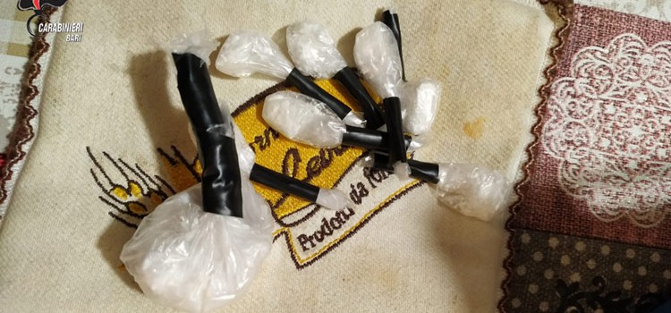 Arrestato spacciatore scoperto in flagranza Arrestato spacciatore scoperto in flagranza