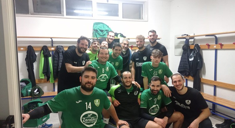 Noci Pallamano: continua la serie positiva e primato in classifica: 19 – 27