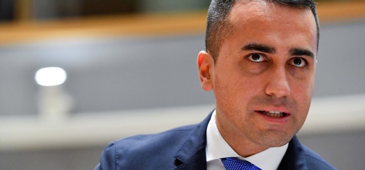 La “coppa dei voltagabbana” al M5S: cambio casacca anche per Labbate e Scagliusi