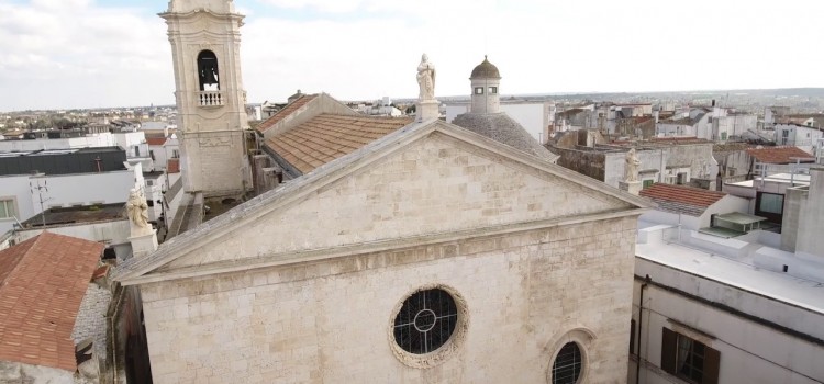 Al restauro la Chiesa Madre