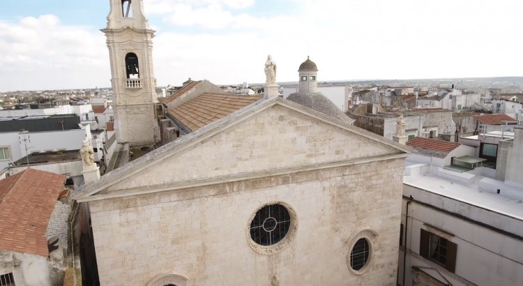 Al restauro la Chiesa Madre