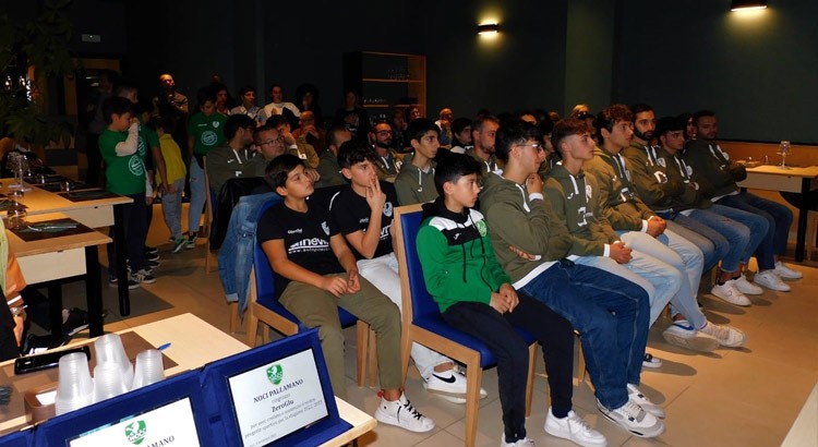 Pronta a scendere in campo la squadra nocese di Pallamano