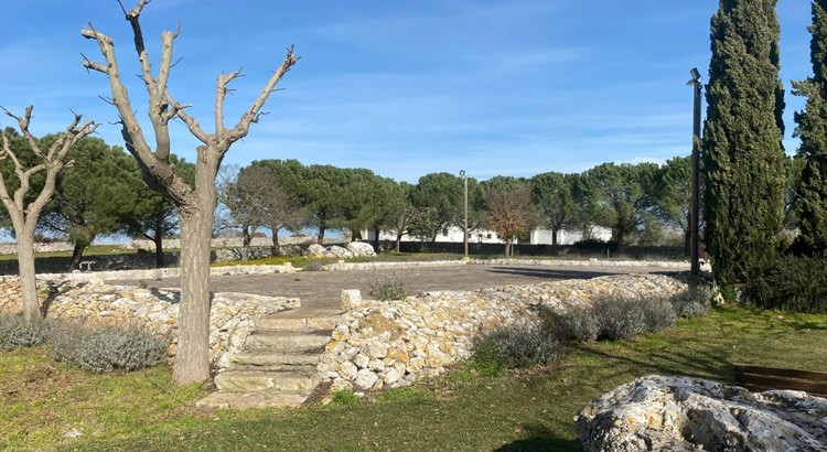 La Parata del Frutto Pendente a Noci La Parata del Frutto Pendente a Noci