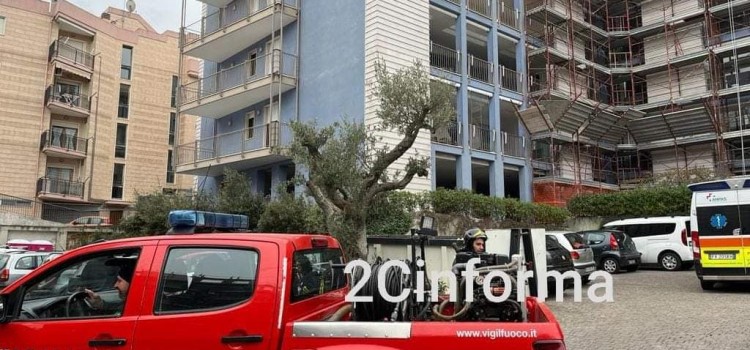 Infortunio sul lavoro, intervengono vigili del fuoco e ambulanza