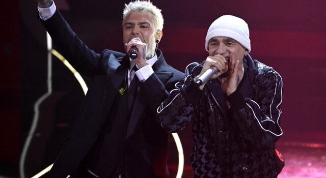 “Giorgia, legalizzala!”: l’appello di Fedez e J-Ax al Presidente del Consiglio