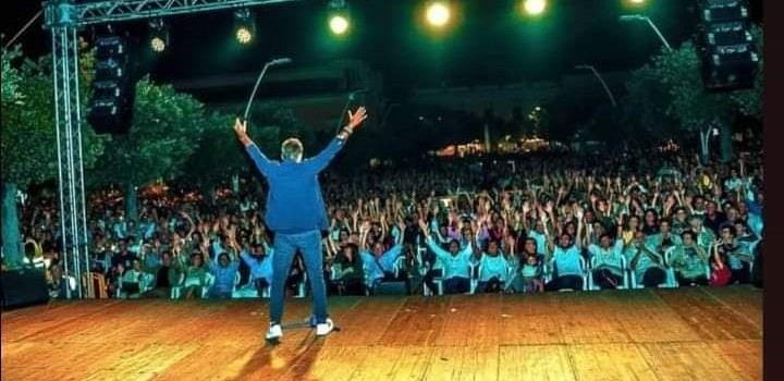 Risate e divertimento: Il successo travolgente di “Stasera con Uccio” 