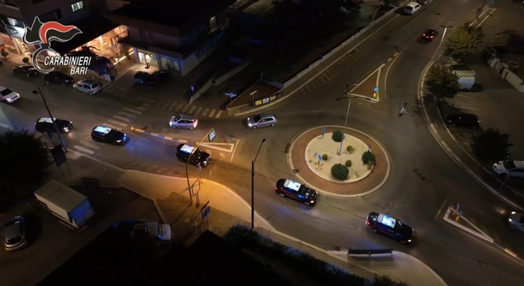 Blitz antidroga anche a Noci: 60 arresti Blitz antidroga anche a Noci: 60 arresti