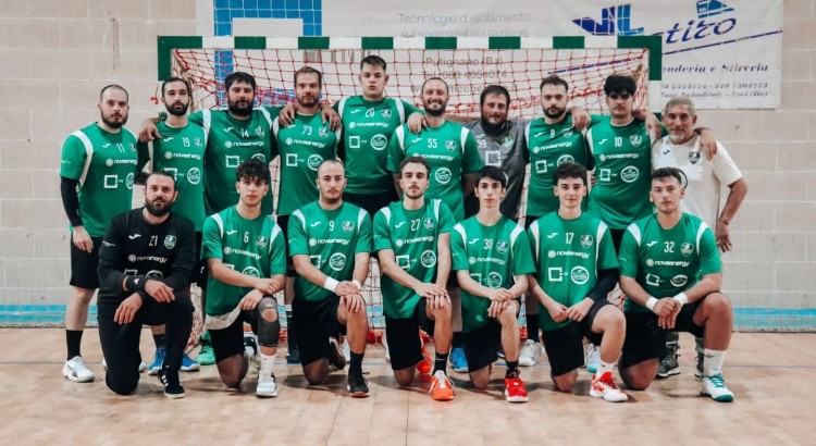 Vittoria di misura nella 1° giornata di campionato contro la Pallamano Altamura Vittoria di misura nella 1° giornata di campionato contro la Pallamano Altamura