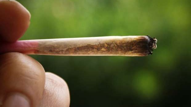 Droga: salta l’attenuante della “lieve entità” se c’è passaggio di denaro