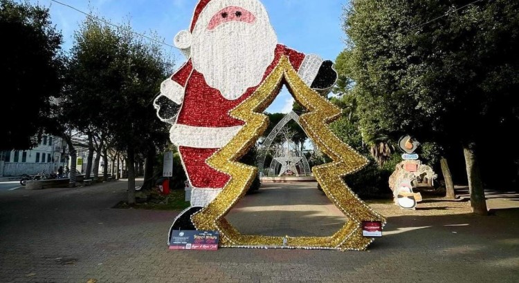 Lo shopping natalizio entra nel vivo anche a Noci